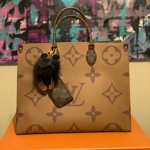 Louis Vuitton ONTHEGO Tote